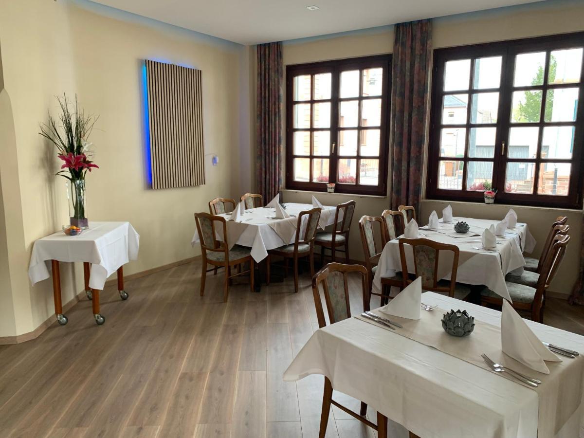Hotel Deutsches Haus Lampertheim Dış mekan fotoğraf
